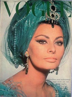 Vintage Vogue magazine covers - wah4mi0ae4yauslife.com - Vintage Vogue UK July 1965 - Sophia Loren.jpg